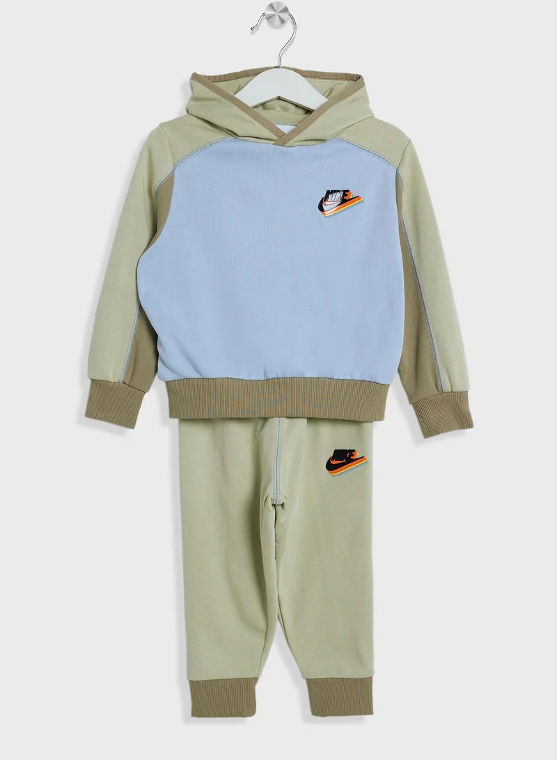 Nike Infant Reimagine Pant Set