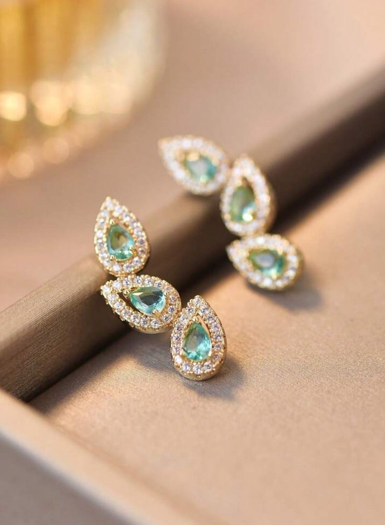 Equal Elegant & High Quality Stud Earrings For Women Inlaid With Zirconia - Image 2