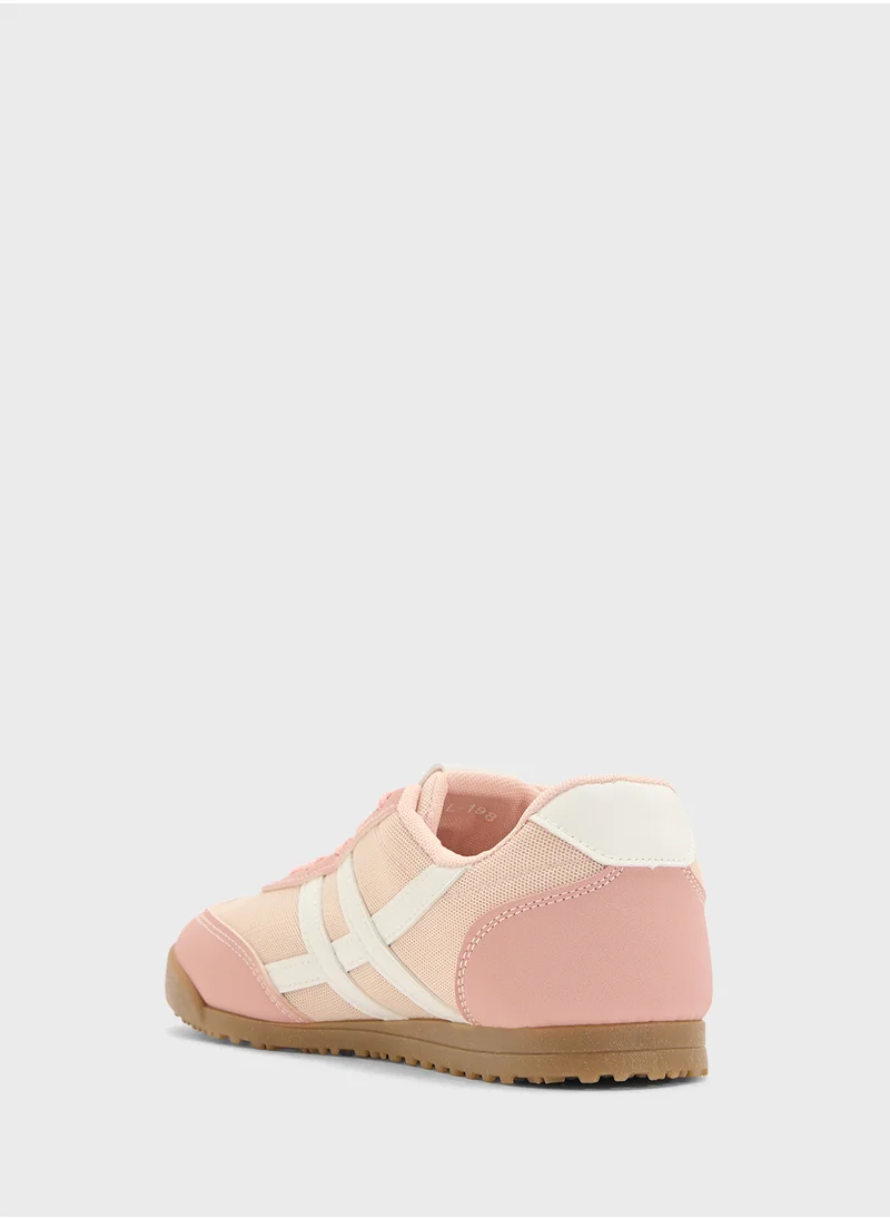 Andarina Ladies Lace Up Sneaker