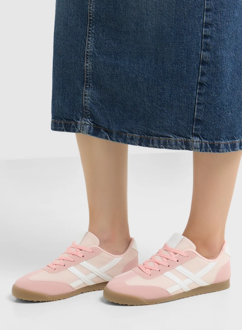 Andarina Ladies Lace Up Sneaker
