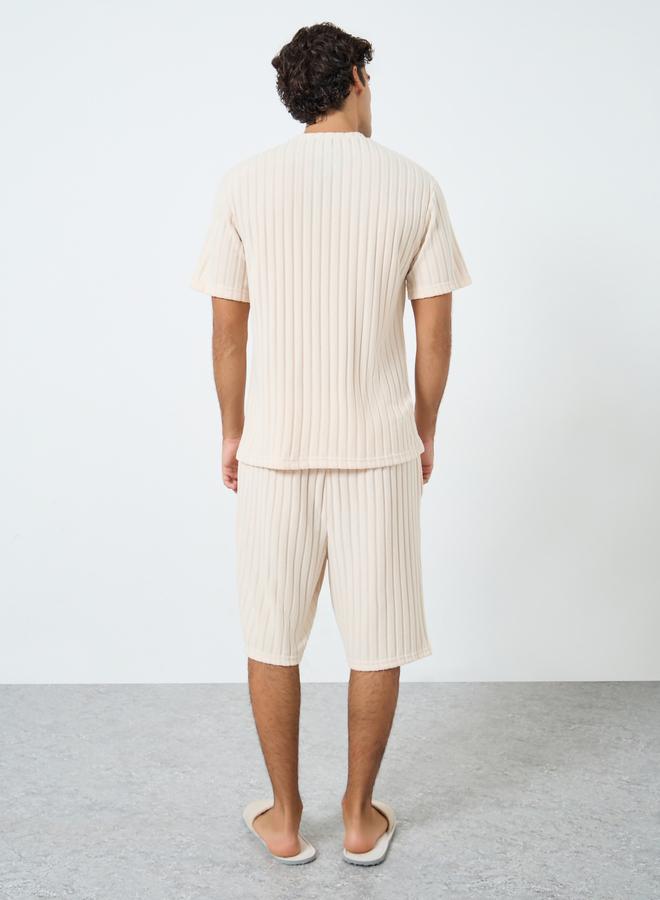 Styli Men Relaxed Fit Knit T-Shirt and Shorts Set - Image 4