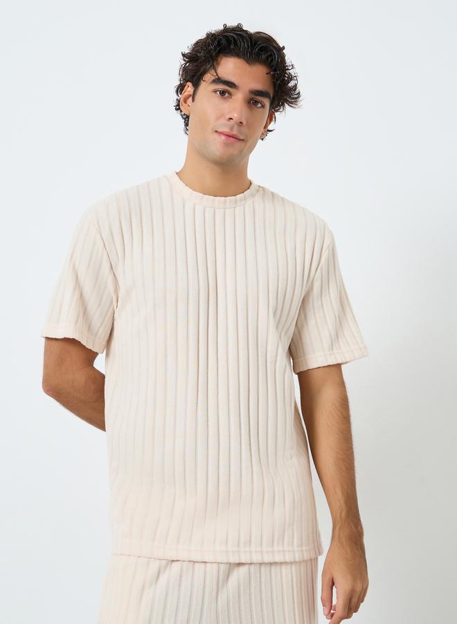 Styli Men Relaxed Fit Knit T-Shirt and Shorts Set - Image 2