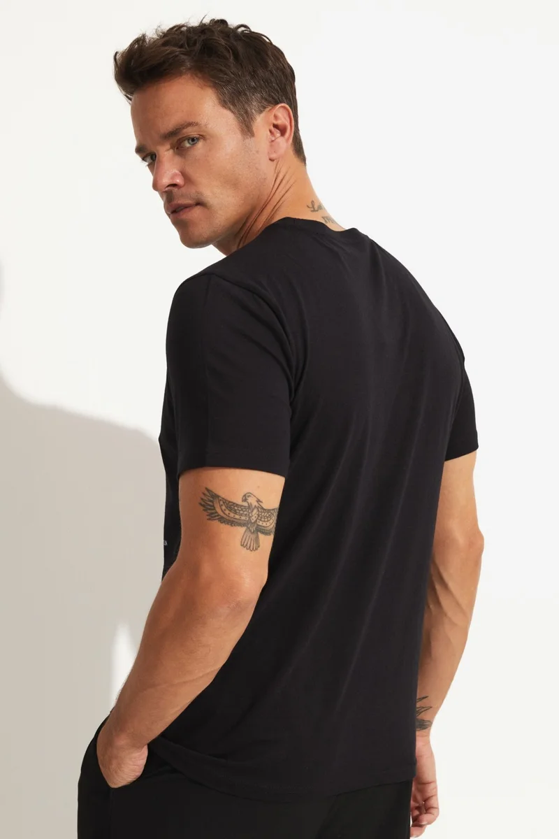 جون Men's Regular Fit 100% Cotton Printed Crew Neck T-Shirt