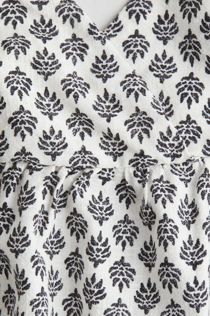 H&M V-neck strappy top