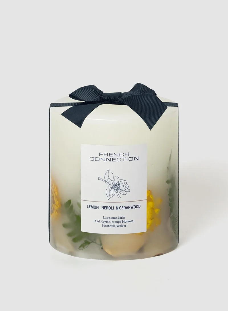 فرنش كونكشن شمعة بالليمون والنيرولي وخشب الأرز بلمسة نباتية  جرام