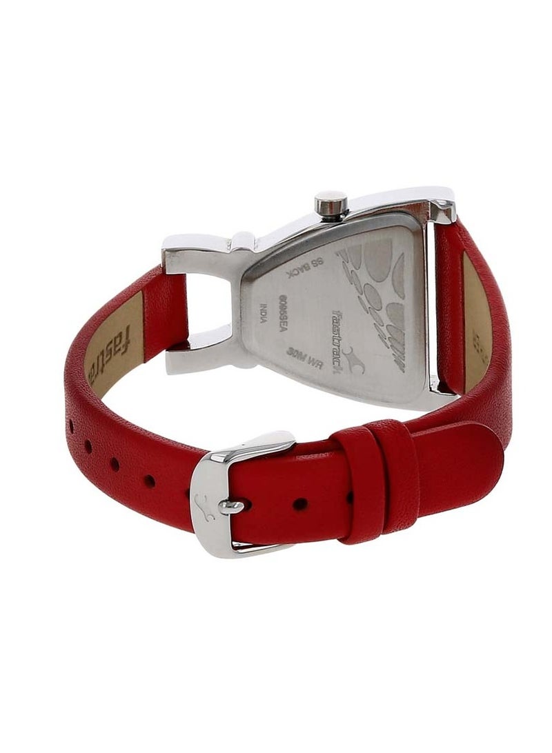 Fastrack Quartz Analog Black Dial Leather Strap Watch for Girls - Image 4