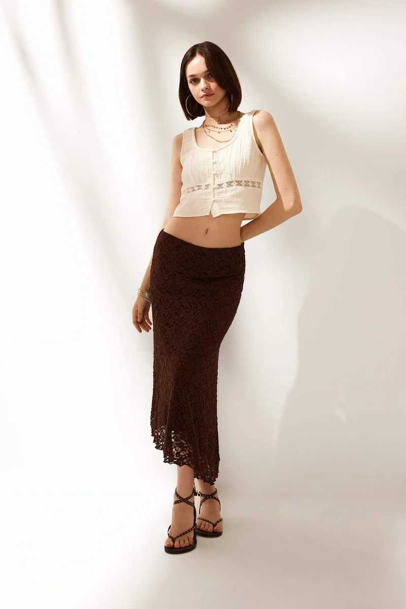 ديفاكتو Slim Fit Crew Neck Sleeveless Blouse