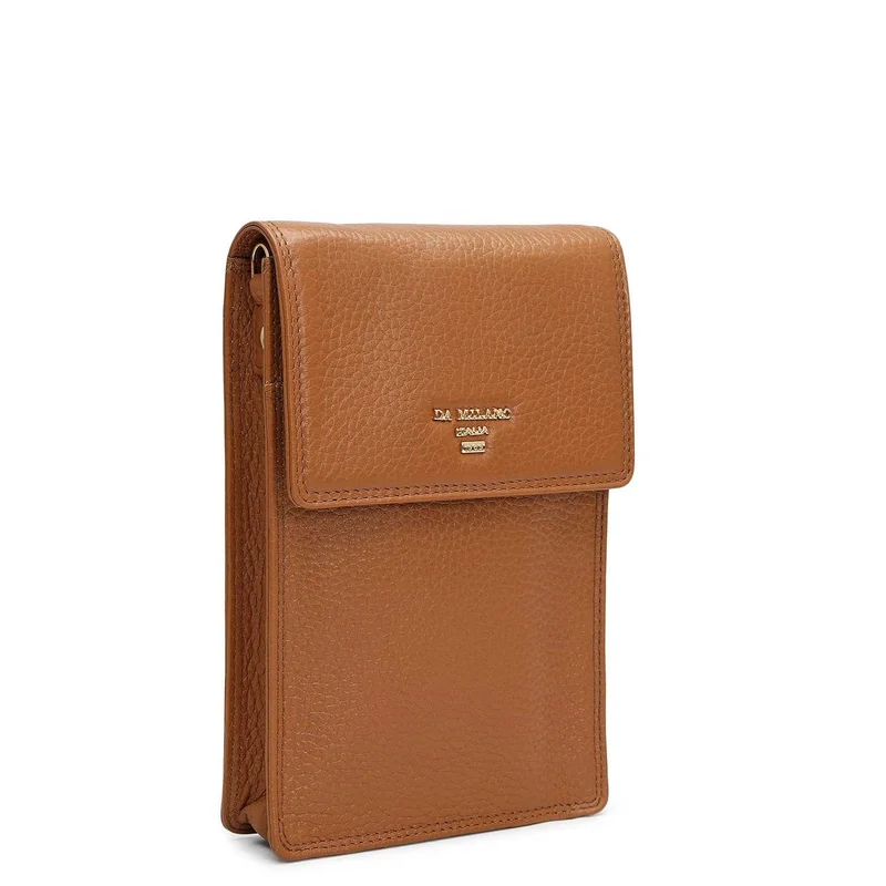 Da Milano Caramel Wax Leather Passport Case - Caramel  | Best Price UAE