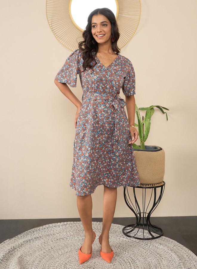 ستايل ستون فستان بطول الركبة بطبعة زهور ونمط لف - Image 1