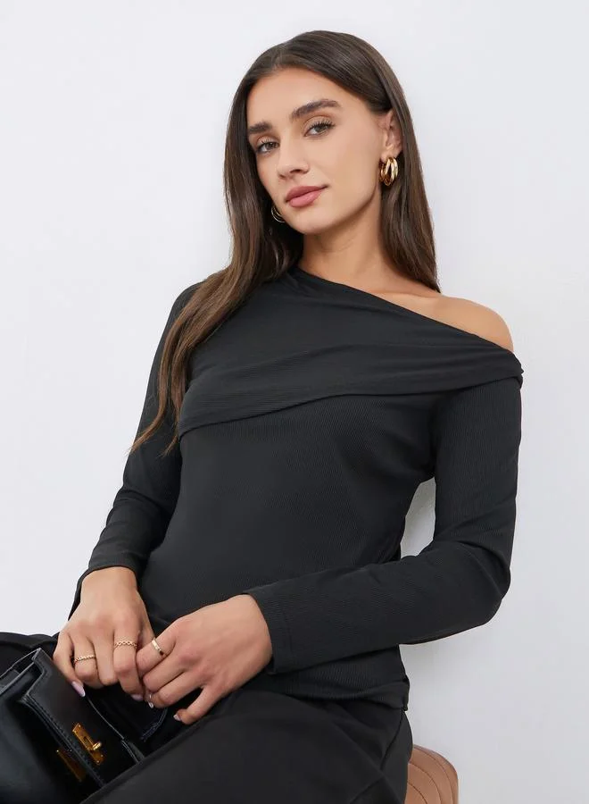 Styli Black Solid One Shoulder Knit Top