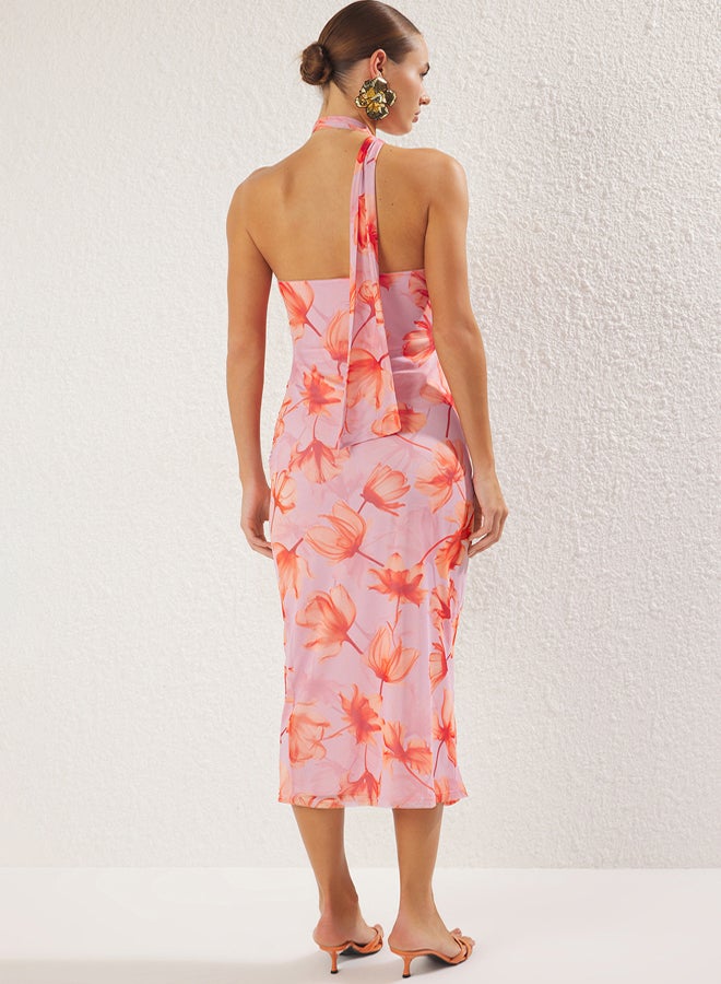 trendyol Pink Floral Printed Halter Neck Fitted Stretchy Tulle Knitted Midi Pencil Dress  - Image 4