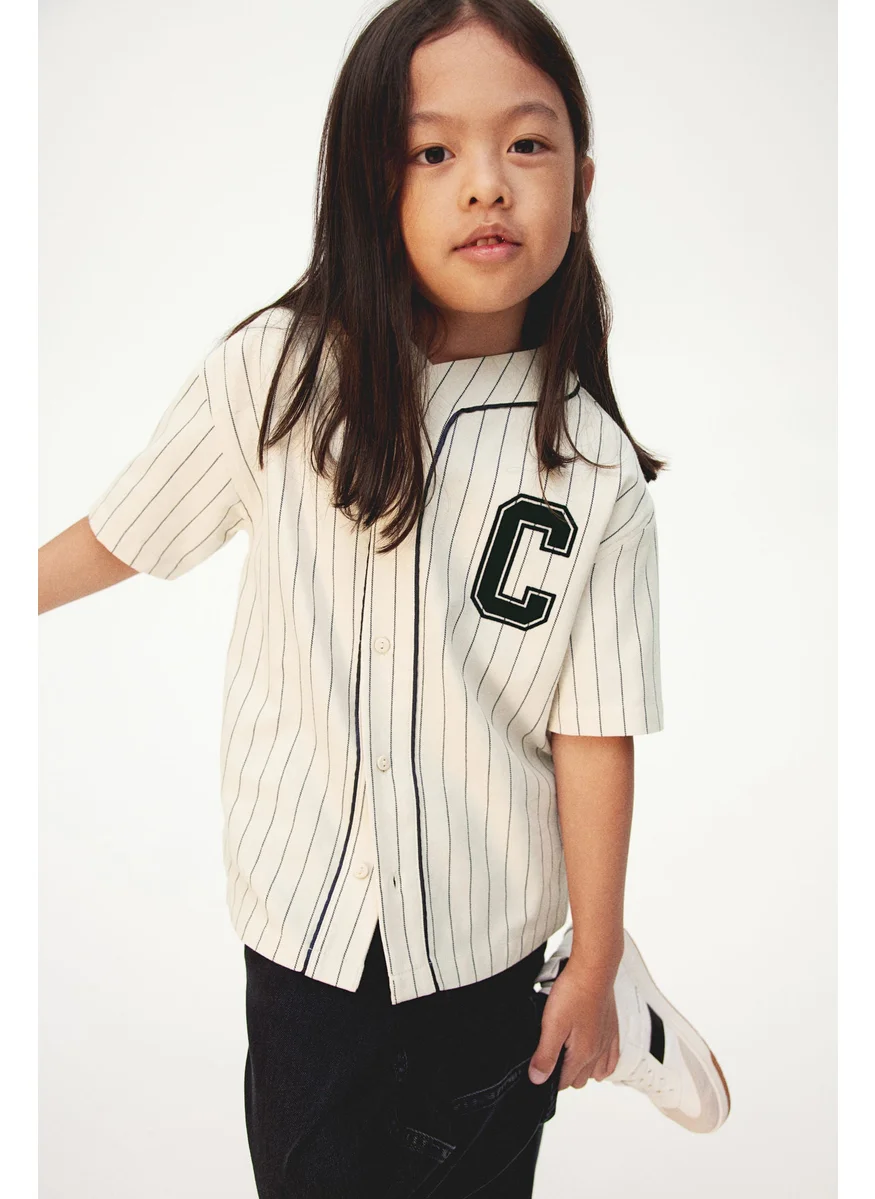 اتش اند ام Appliquéd Baseball Shirt