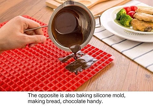 Whitecloud TRANSFORMING HOMES Whitecloud TRANSFORMING HOMES Premium Silicone Non Stick Heat Resistant Healthy Fatreducing Pyramids Baking Pan Pastry Cooking Mat Oven Liner Tray  - Image 4