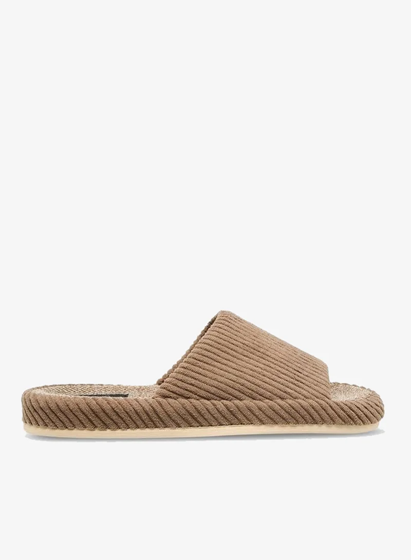 Le Confort Men Open Toe Bedroom Slippers