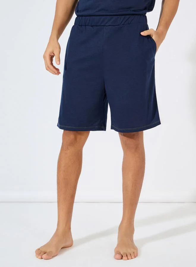 Styli Contrast Trim V Neck  T-Shirt & Shorts Set