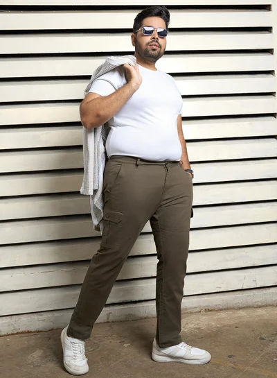 هاي ستار بنطلون رجالي كارغو بقصة عادية بلون زيتوني داكن سادة بطول كامل