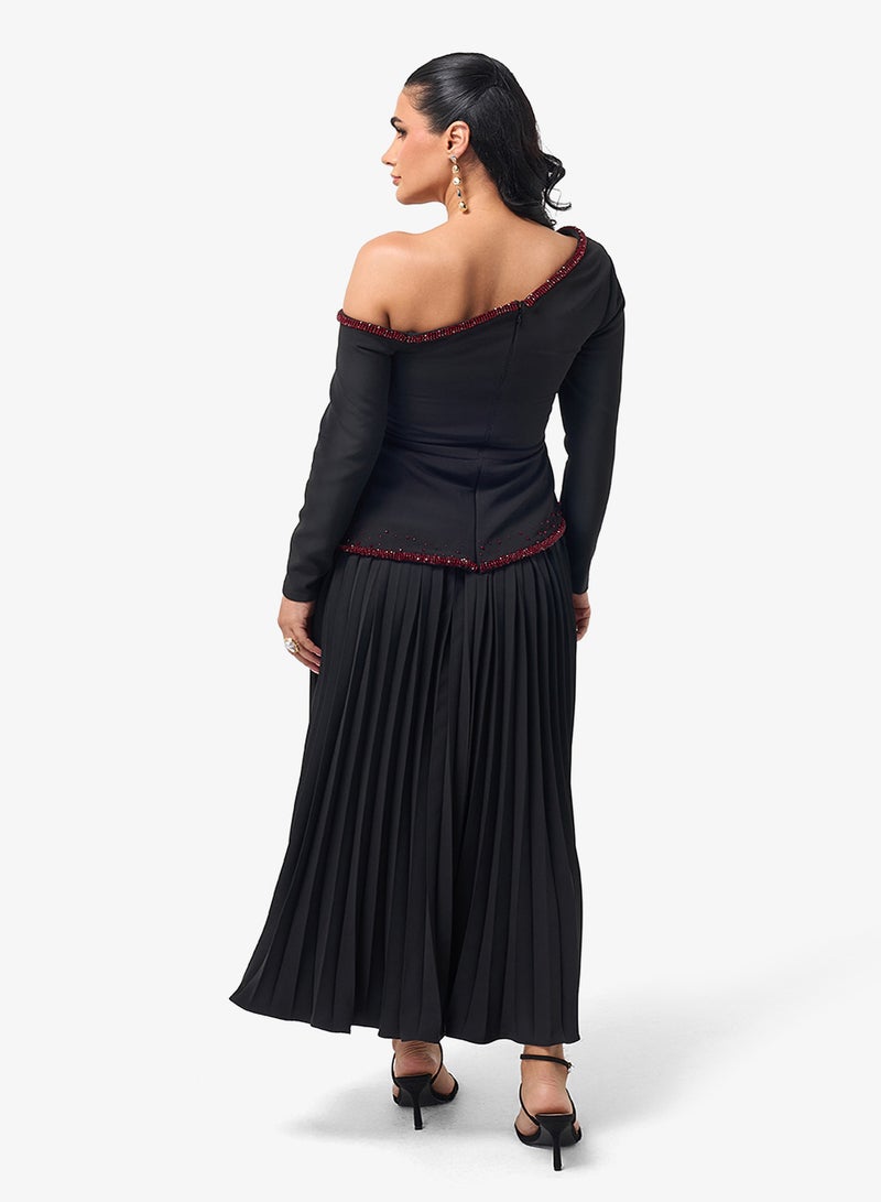 Threadz by Ajooni Embellished Pleated One Shoulder Midi Dress - Image 2