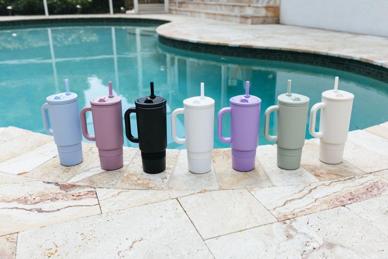 Ello Port 30oz Tumbler with Carry Loop & Integrated Handle, Vacuum Insulated Stainless Steel Reusable Water Bottle, Travel Mug with Leak Proof Lid & Straw, Perfect for Iced Coffee & Tea, Halogen Blue - Image 2