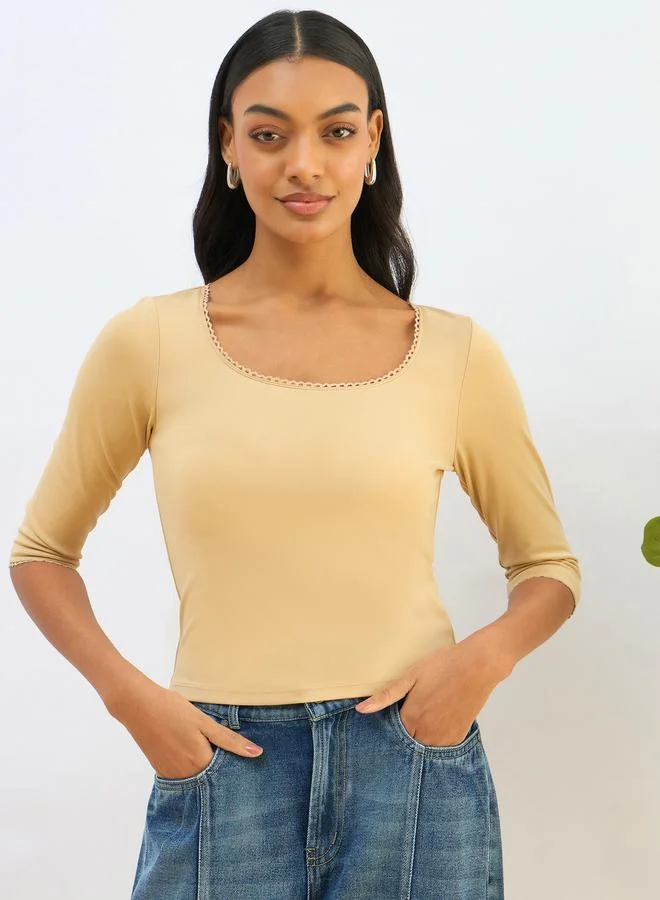 SASSAFRAS Sassafras Beige Knitted Lace Detail Crop Top