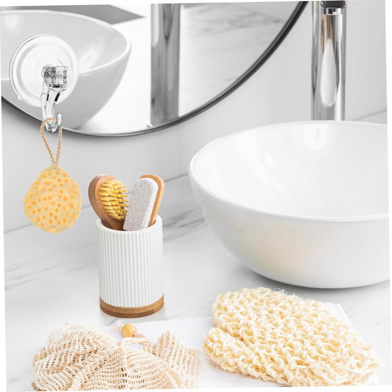 Garneck 4pcs Clear Suction Cup Hooks Sturdy Wreath and Garland Hangers Reusable Utility Hooks for Bathroom and Kitchen No Drill Installation High Weight Capacity Water Resistant Design - Image 5