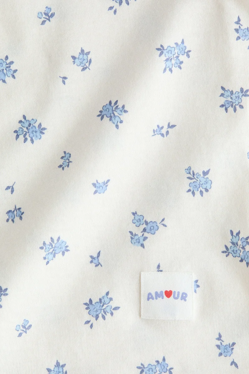 اتش اند ام بلوزة من القطن مزينة بطبعة