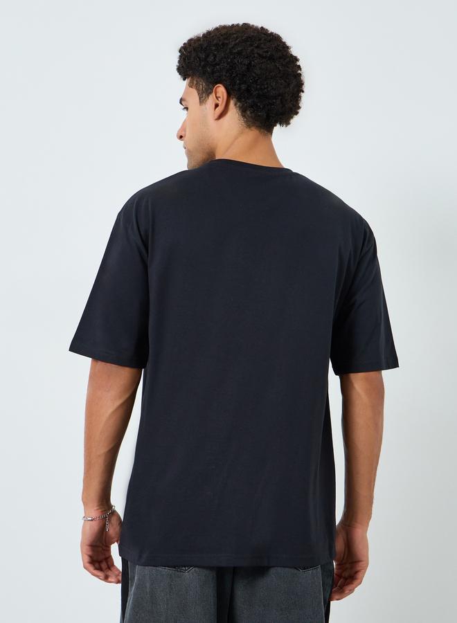 Styli Men Black Graphic Print Oversized T-Shirt - Image 4