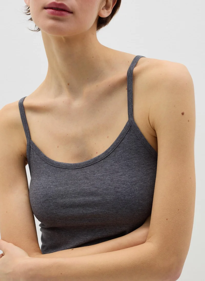 او في اس Two-Pack Stretch Cotton Vests