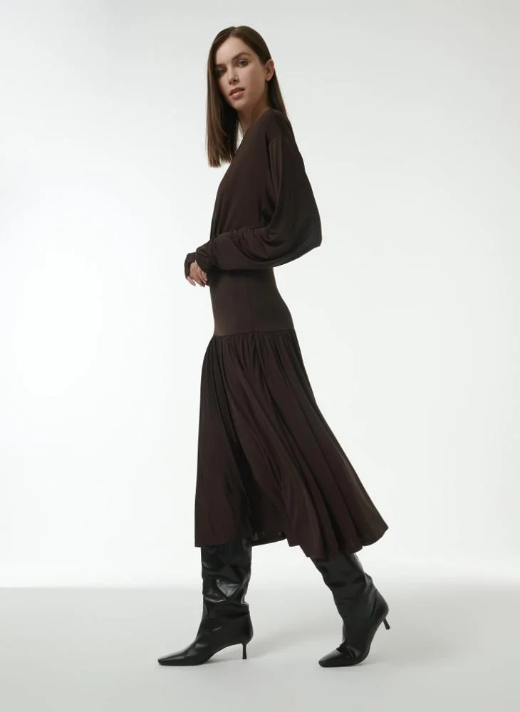 Leem Batwing Sleeve Detail Dress - Shorter Length