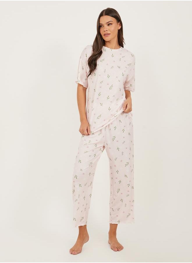 Styli - Floral Print Lettuce Edge Hem T-Shirt and Capri Pyjama Set - Image 1