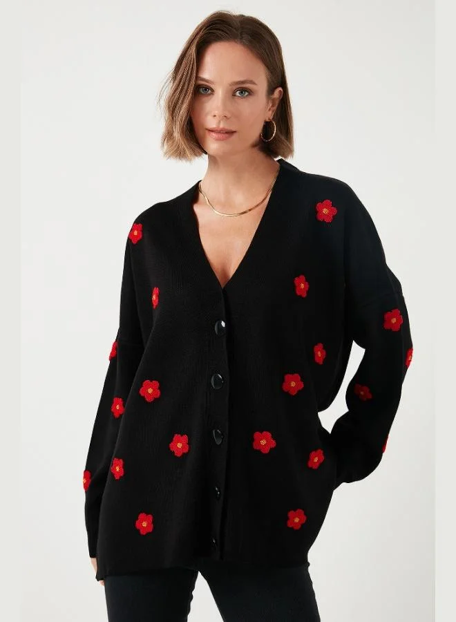 Lela Lela Oversize Fit Floral Buttoned V-Neck Soft Acrylic Cardigan Women's CARDIGAN 4616192