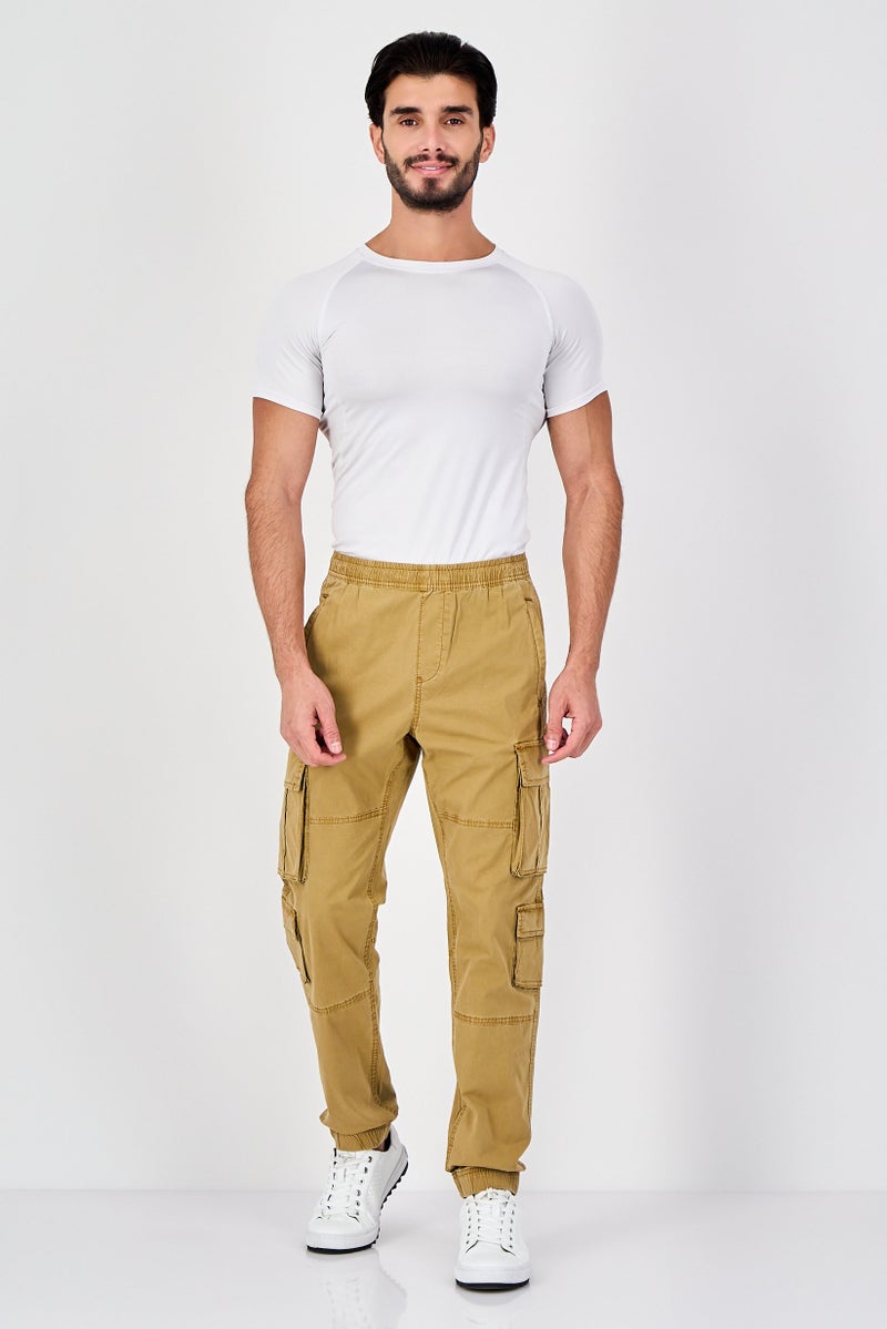 Celio سروال جوجر للرجال بتصميم سادة، بني - Image 3