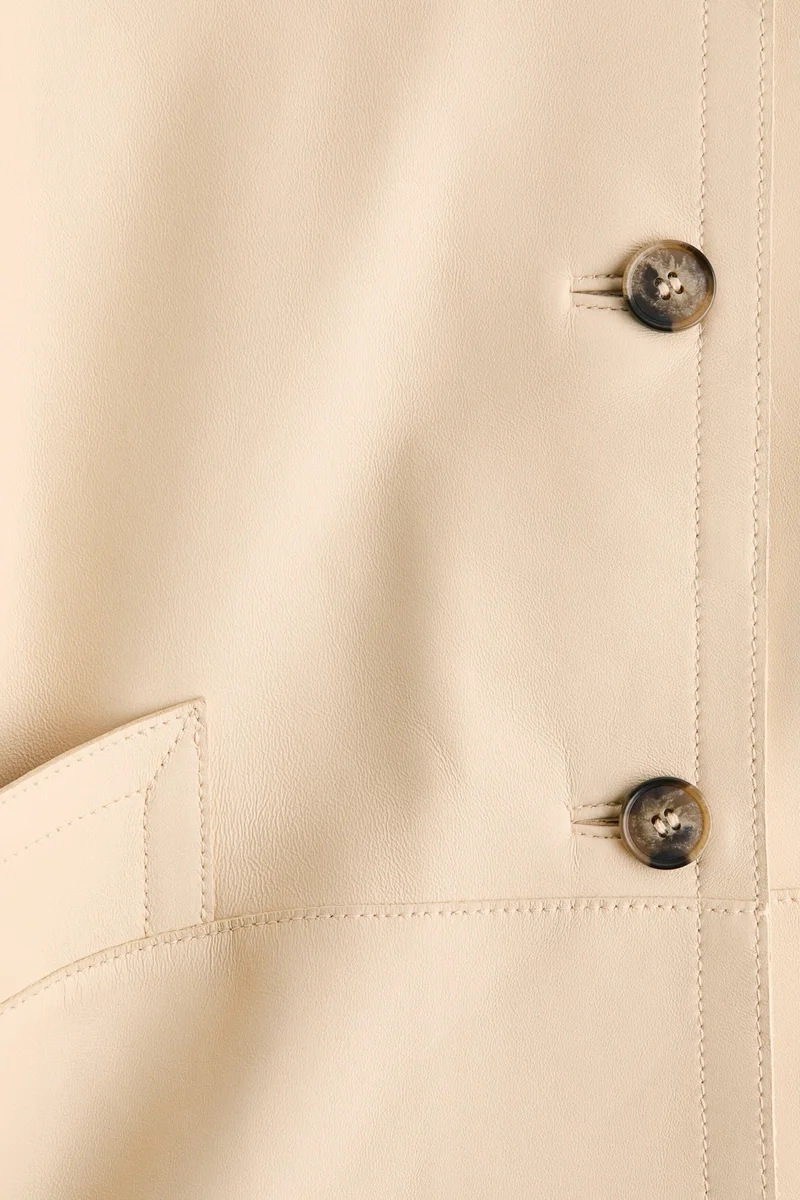 اتش اند ام جاكيت جلد بياقة