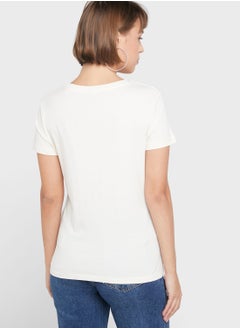 GUESS Round Neck Logo T-Shirt  - Image 2