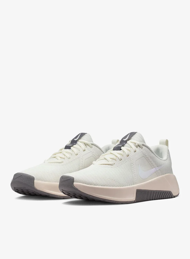 نايكي إم سي ترينر ٣