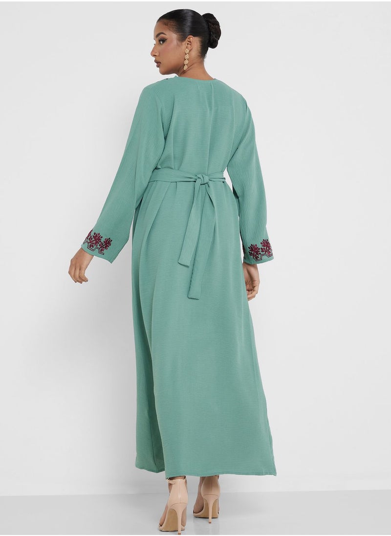 hayas closet - Embroidered Belted Jalabiya - Image 1