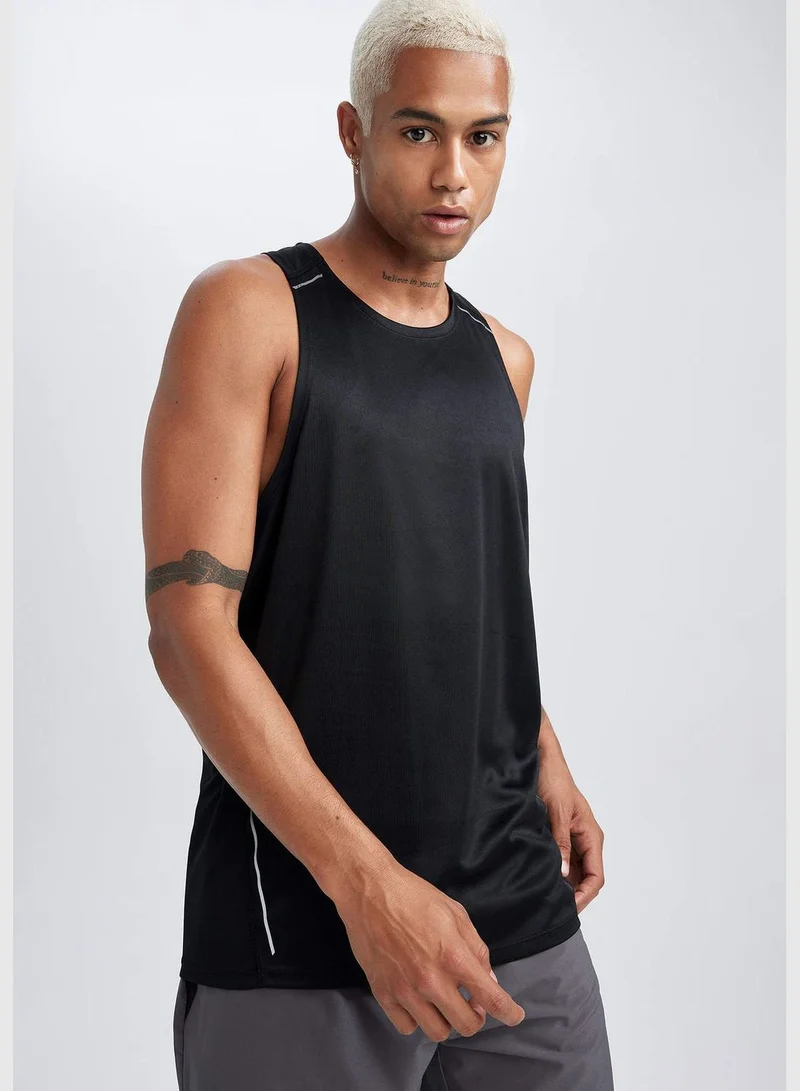 DeFacto Man Slim Fit Crew Neck Sleeveless Knitted Athlete