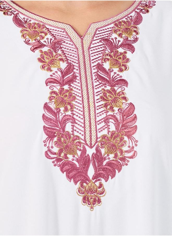 Styli - Embroidered Notch Neck Jalabiya - Image 1