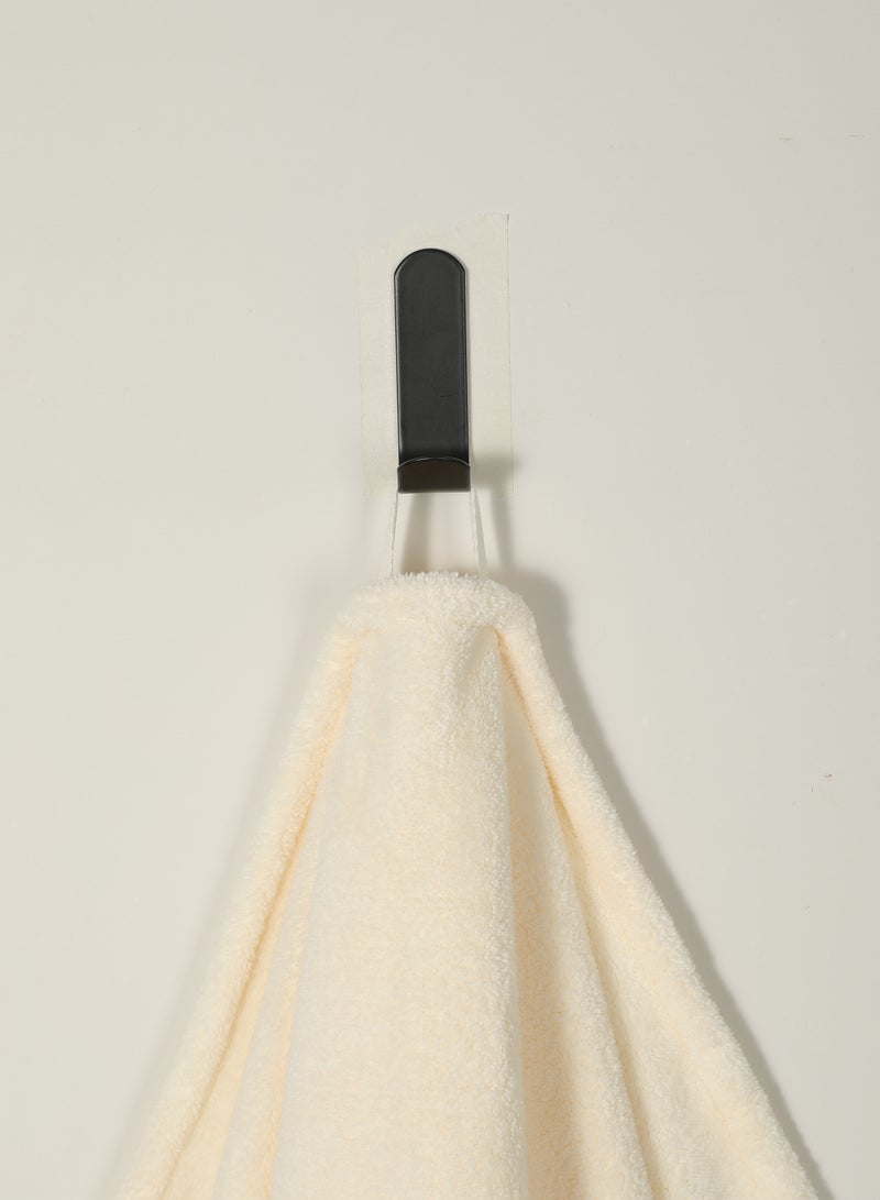 DrSleeep Oatmeal Large Bath Towel - Ultra-Soft Coral Fleece, High Water Absorption, Lightweight, and Gentle on Sensitive Skin - Quick-Dry and Durable for Everyday Use - Image 5