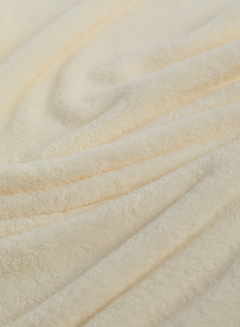 DrSleeep Oatmeal Large Bath Towel - Ultra-Soft Coral Fleece, High Water Absorption, Lightweight, and Gentle on Sensitive Skin - Quick-Dry and Durable for Everyday Use - Image 2