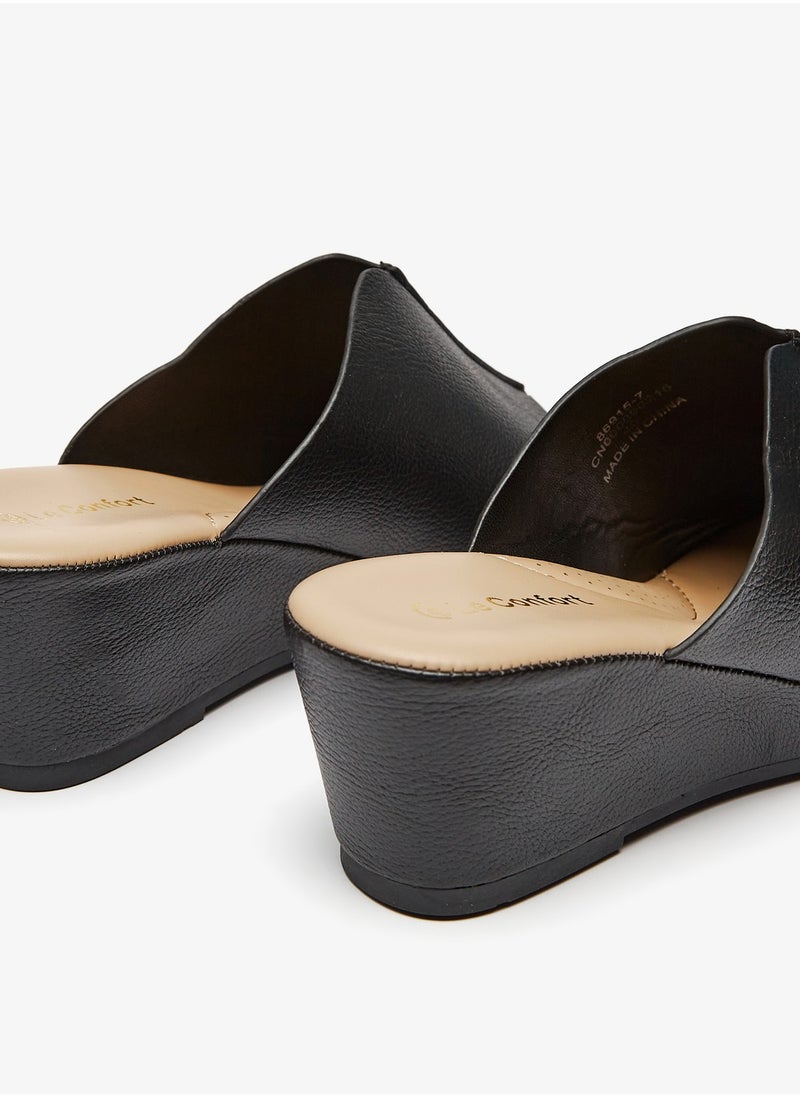 Le Confort - Womens Solid Slip-On Sandals with Wedge Heels Black - Image 1