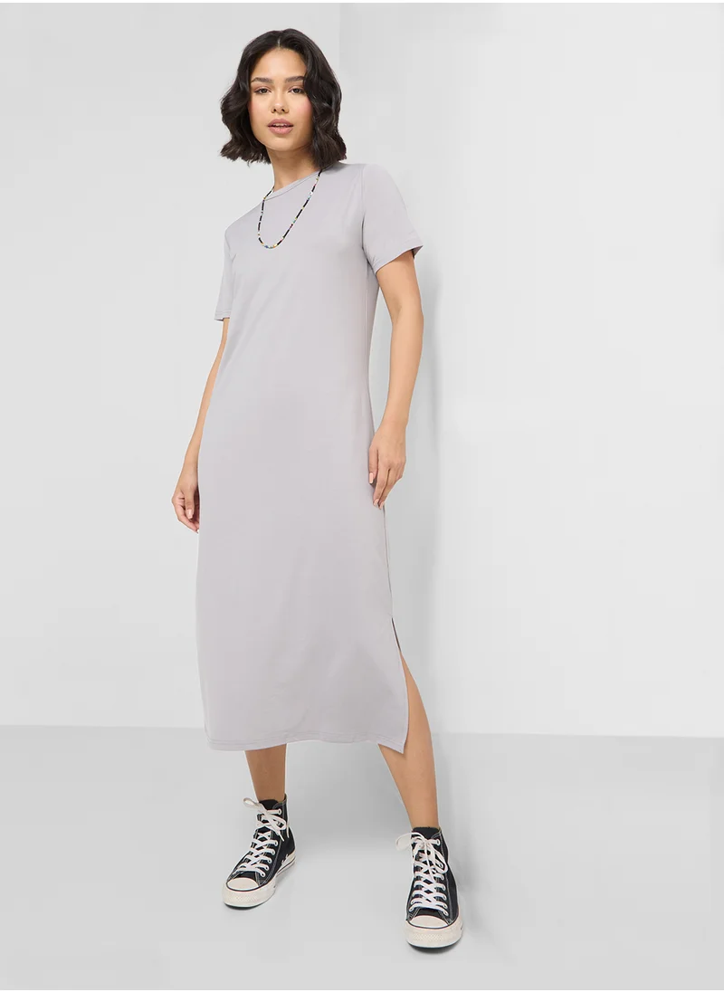 جينجر بيسيكس Maxi T-Shirt Dress With Slit