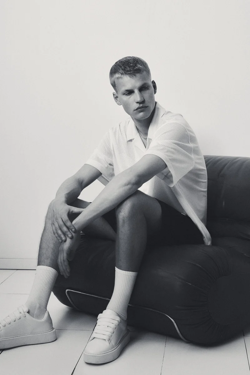 اتش اند ام شورت كارغو