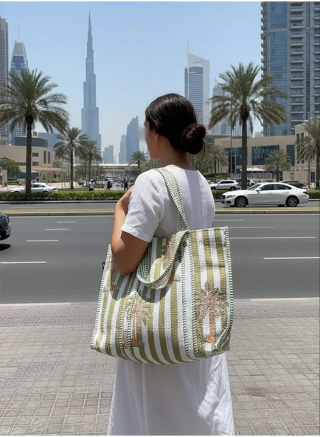 BU Towels BU Palm Bag, Hand-printed palm design, Designed for travel, pool days, and everyday use