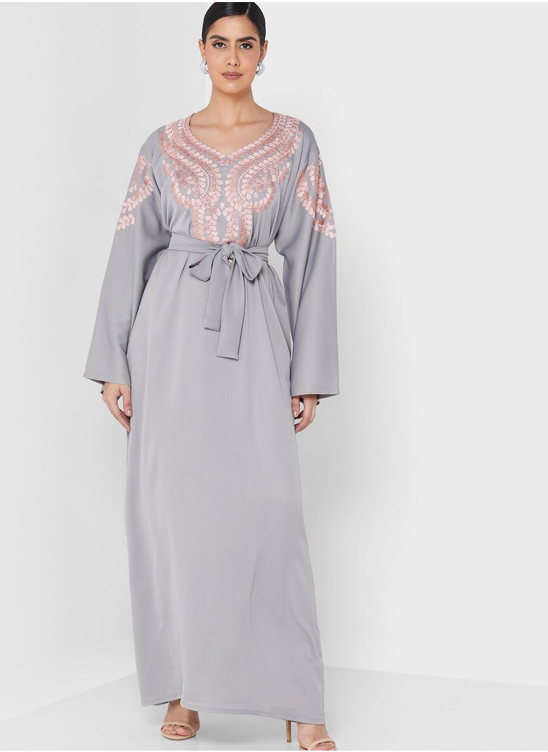 hayas closet - Embroidered Jalabiya - Image 1