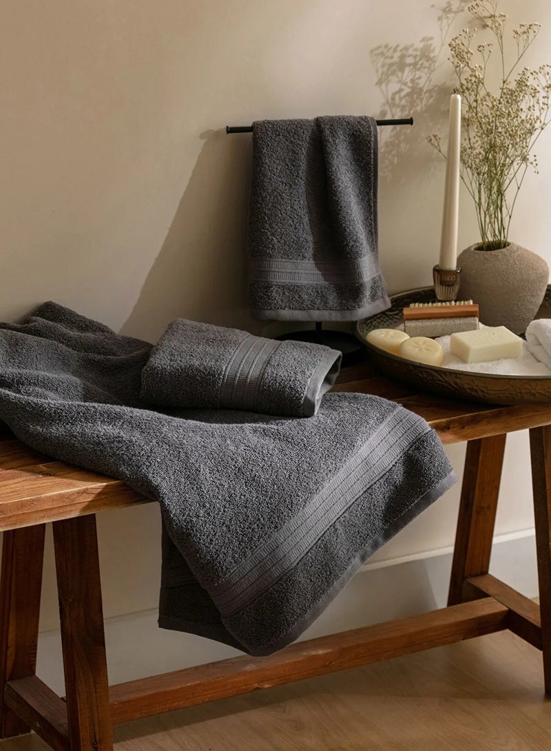 تى ام هوم TM HOME Premium Hotel Bath Towel – 100% Natural Cotton – Dark Grey Color – Ultra-Soft, Highly Absorbent & Long-Lasting Luxury Quality for Home & Hospitality - Image 1