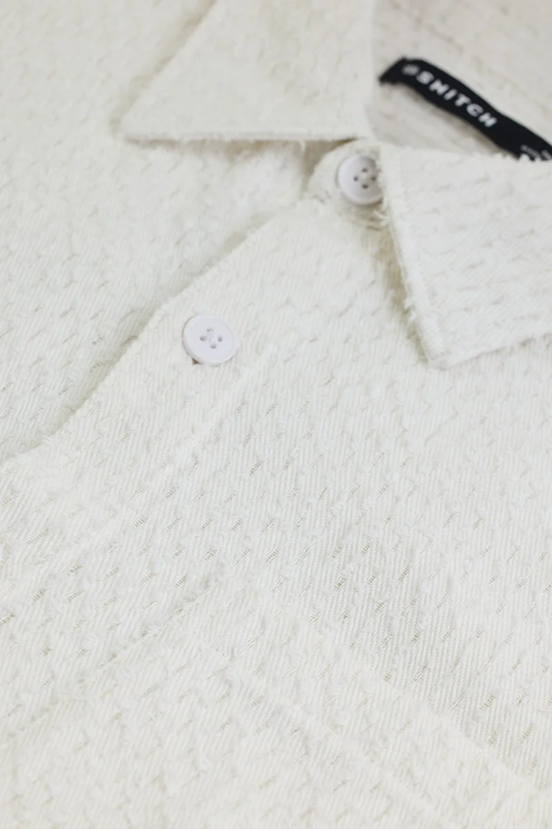 SNITCH قميص خارجي أبيض بنقوش منتظمة