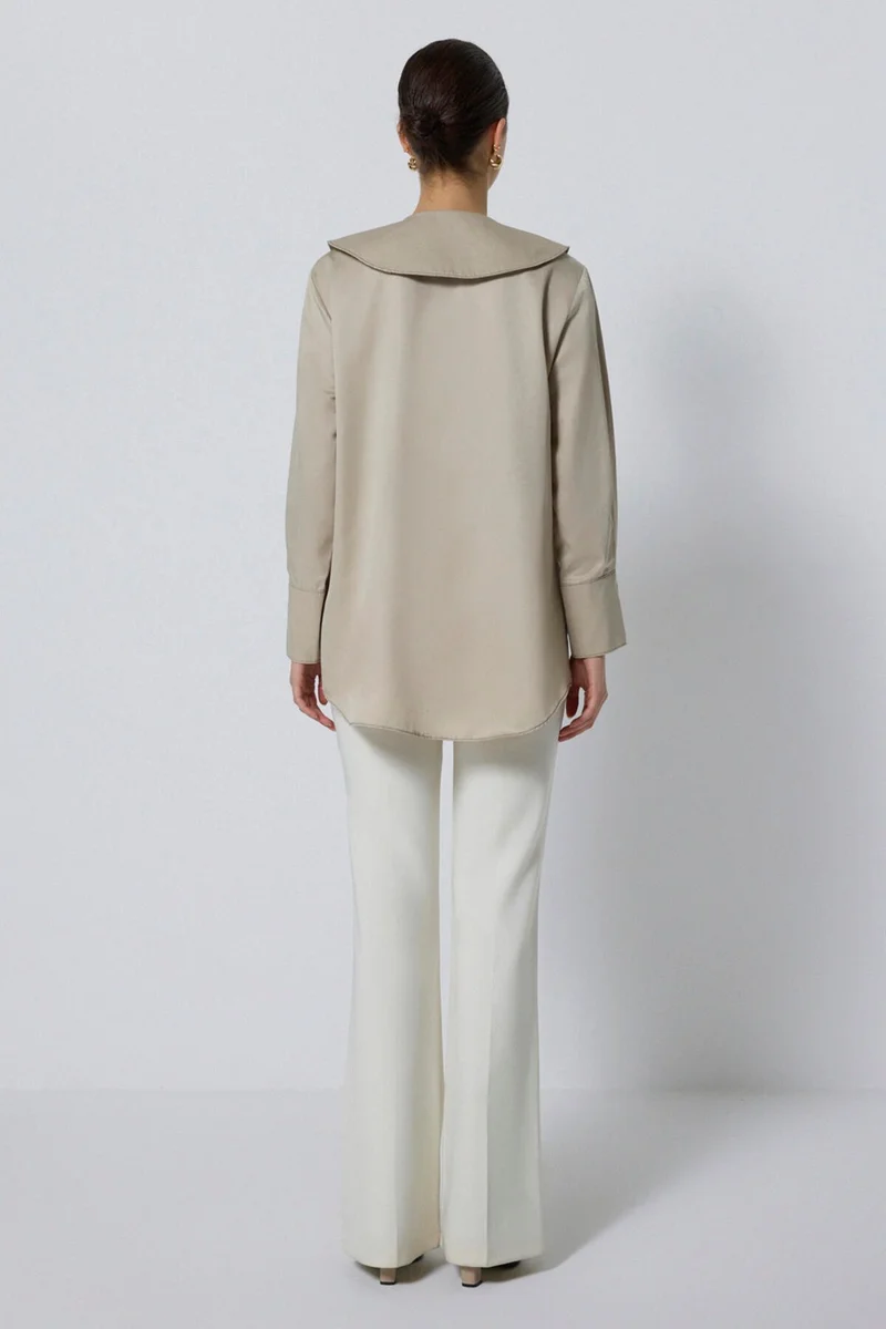 توتشي Contrast Stitched Large Pocket Shirt