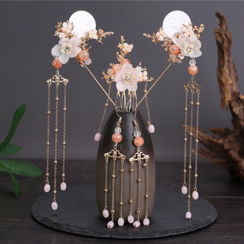 Generic Butterfly Chinese Elements Butterfly Grab Clip Hanfu Accessories Tassel Back Head Grab Clip Antique Hair Accessories Retro Hairpin Qian Yi T209 ear clip [full set] send eyebrow stickers