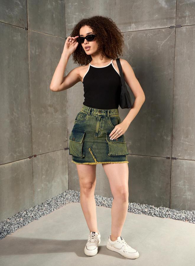 ساسافراس تنورة قصيرة - نسائية من دنيم مغسول باللون الأخضر مع تفاصيل شراشيب من ساسافراس - Image 2