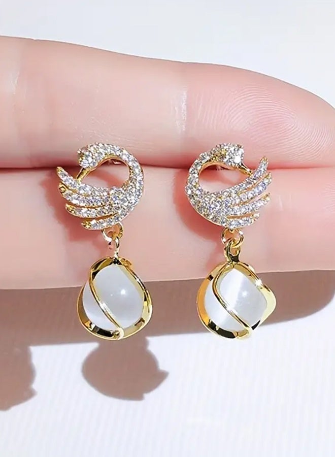 Ready For Chai Exquisite Fashionable Creative Swan Pendant Earrings Classic Accessory Elegant Earrings, Birthday Party New Year Gift - Image 1